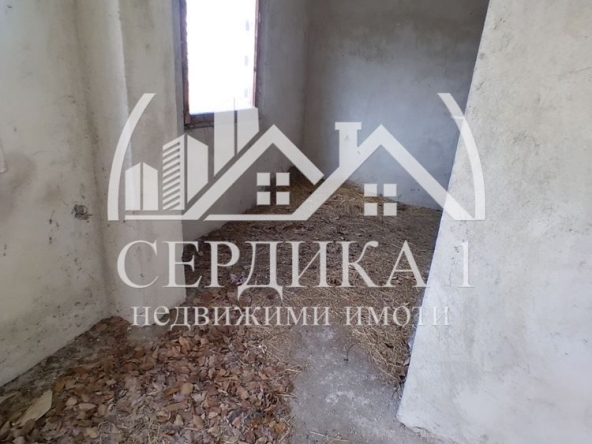 Къща в с. Неделкова Гращица, Област Кюстендил - 70 кв.м за 679 €/кв.м - Снимка #1