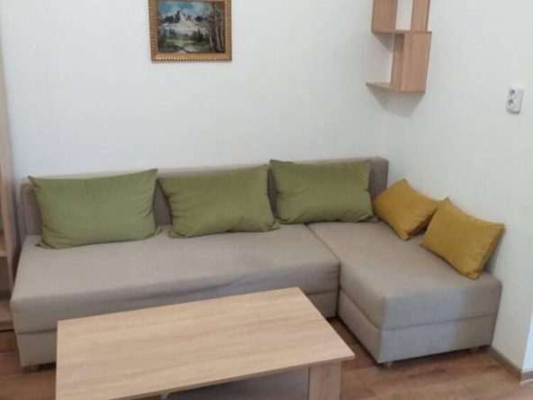 Дава се под наем Двустаен апартамент в Пловдив, Център - 60 кв.м за 325 € - Снимка #1