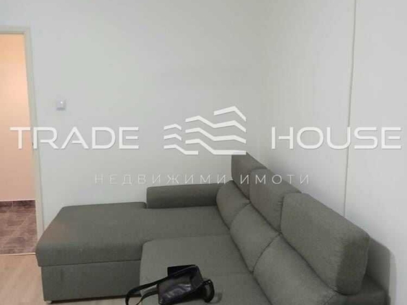 Дава се под наем Тристаен апартамент в Пловдив, Христо Смирненски - 70 кв.м за 448.8 € - Снимка #1