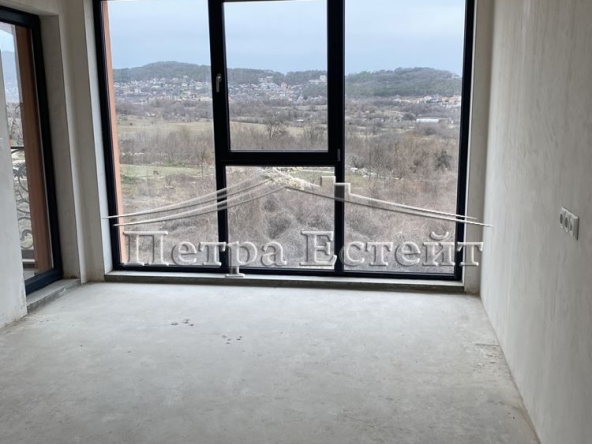 Двустаен апартамент в к.к. Св.Св. Константин и Елена - 118 кв.м за 1062 €/кв.м - Снимка #1