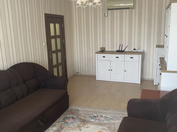 Дава се под наем Двустаен апартамент в Русе, Здравец Изток - 68 кв.м за 280.5 € - Снимка #1