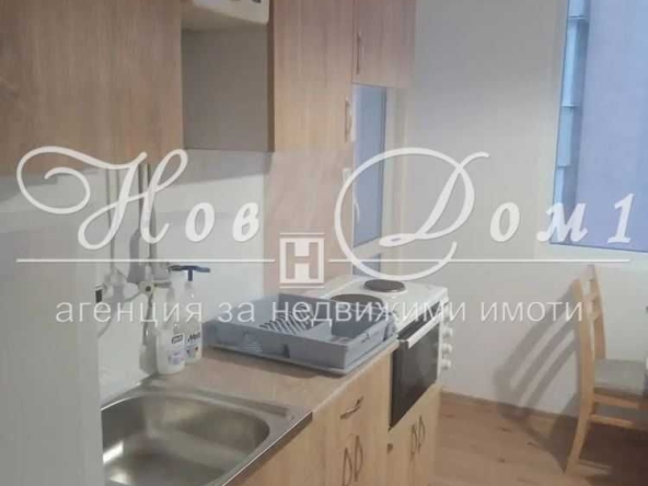 Дава се под наем Четиристаен апартамент в Варна, Окръжна болница - 120 кв.м за 790 € - Снимка #1