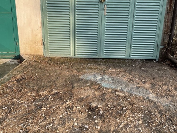 Гараж / Паркомясто в Русе, Здравец Север 1 - 15 кв.м за 2000 €/кв.м - Снимка #1