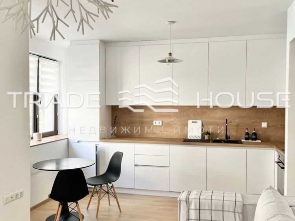 Дава се под наем Двустаен апартамент в Пловдив, Кършияка - 60 кв.м за 450 € - Снимка #1