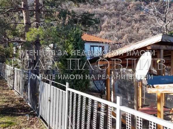 Парцел в с. Руен, Област Пловдив - 1680 кв.м за 33 €/кв.м - Снимка #1