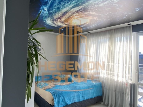 Тристаен апартамент в Варна, Кайсиева градина - 84 кв.м за 2500 €/кв.м - Снимка #1