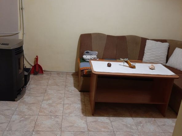 Тристаен апартамент в Шумен, Болницата - 89 кв.м за 888 €/кв.м - Снимка #1