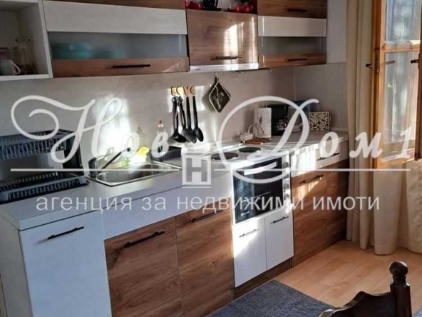Дава се под наем Двустаен апартамент в Варна, Бриз - 90 кв.м за 425 € - Снимка #1