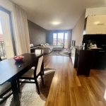 Дава се под наем Тристаен апартамент в Варна, м-т Траката - 117 кв.м за 816 € - Снимка #1