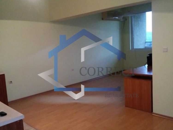 Дава се под наем Двустаен апартамент в Варна, Колхозен пазар - 55 кв.м за 198.9 € - Снимка #1