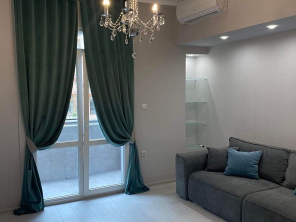 Дава се под наем Тристаен апартамент в Стара Загора, ОРБ - 100 кв.м за 408 € - Снимка #1