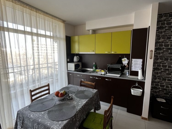 Едностаен апартамент в к.к. Слънчев бряг - 43 кв.м за 42 €/кв.м - Снимка #1