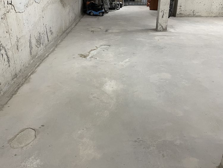Дава се под наем Гараж / Паркомясто в Варна, ХЕИ - 28 кв.м за 102 € - Снимка #1