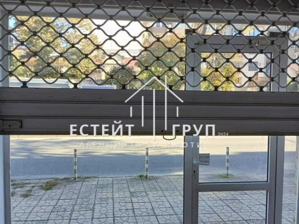 Дава се под наем Офис в Варна, Лятно кино Тракия - 17 кв.м за 193.8 € - Снимка #1