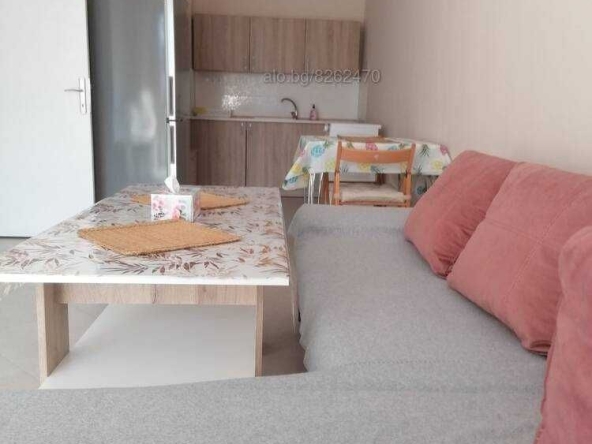 Дава се под наем Двустаен апартамент в Пловдив, Тракия - 70 кв.м за 433.5 € - Снимка #1