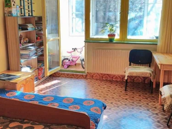 Тристаен апартамент в София, Яворов - 75 кв.м за 1694 €/кв.м - Снимка #1