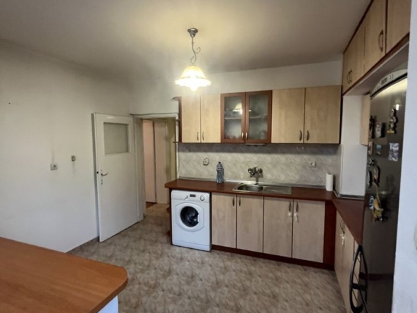 Двустаен апартамент в София, Гоце Делчев - 78 кв.м за 2500 €/кв.м - Снимка #1