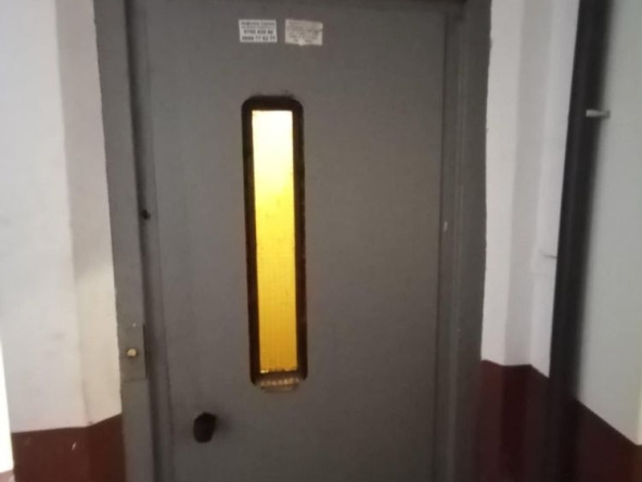 Тристаен апартамент в Попово - 80 кв.м за 988 €/кв.м - Снимка #1