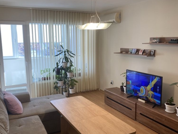 Двустаен апартамент в Благоевград, Идеален център - 65 кв.м за 1000 €/кв.м - Снимка #1