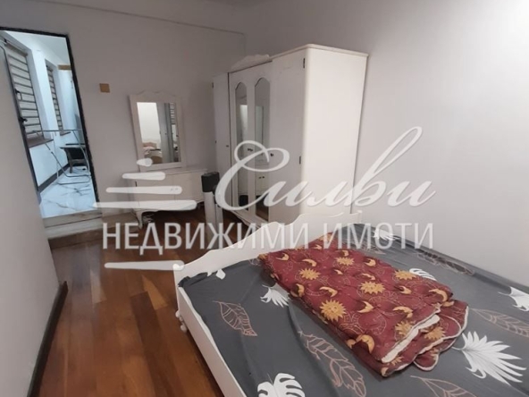 Дава се под наем Етаж от къща в Шумен, Гривица - 50 кв.м за 204 € - Снимка #1