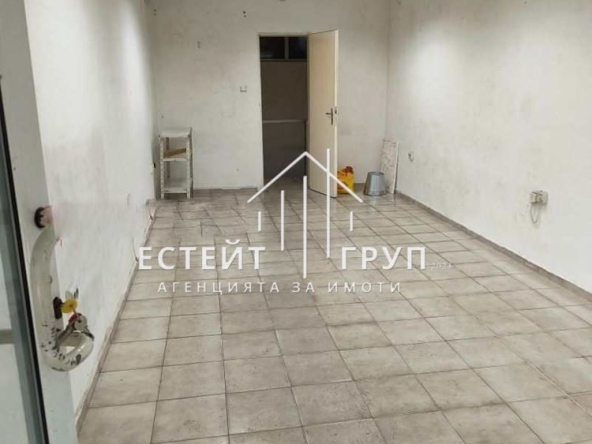 Дава се под наем Магазин в Варна, Зимно кино Тракия - 60 кв.м за 229.5 € - Снимка #1