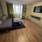 Дава се под наем Едностаен апартамент в Варна, ВИНС - 25 кв.м за 178.5 € - Снимка #1