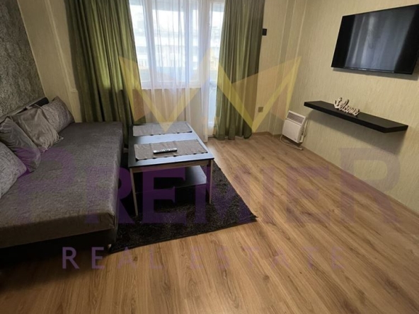 Дава се под наем Едностаен апартамент в Варна, ВИНС - 25 кв.м за 178.5 € - Снимка #1