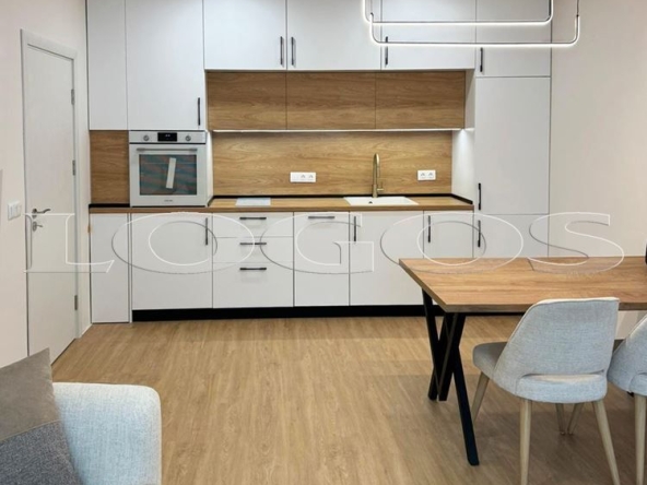 Двустаен апартамент в Варна, Бриз - 60 кв.м за 2934 €/кв.м - Снимка #1