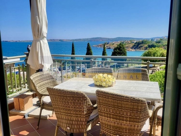 Четиристаен апартамент в Черноморец - 250 кв.м за 1860 €/кв.м - Снимка #1