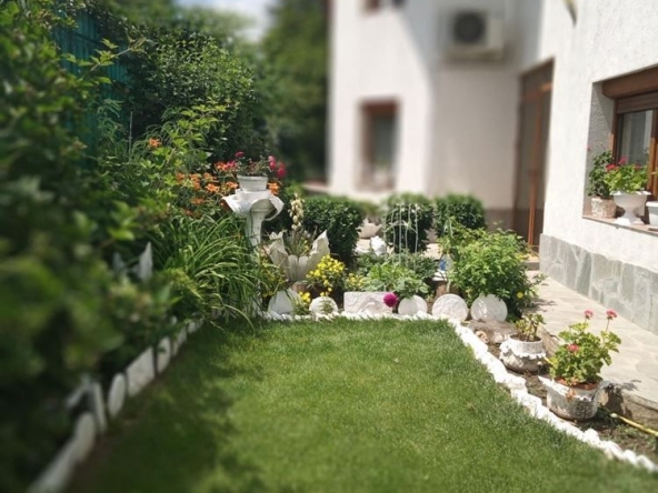 Къща в с. Кичево, Област Варна - 208 кв.м за 1275 €/кв.м - Снимка #1