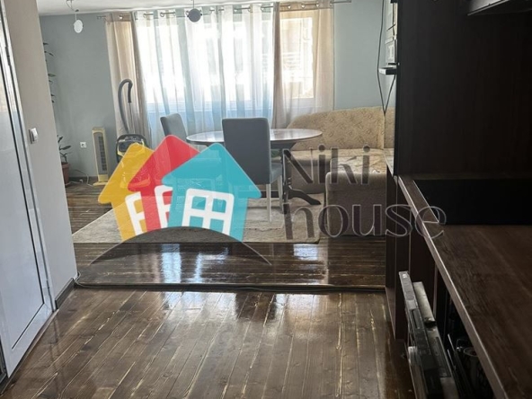 Дава се под наем Двустаен апартамент в Варна, Аспарухово - 68 кв.м за 357 € - Снимка #1