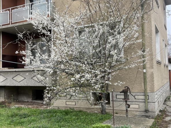 Къща в Пловдив, Въстанически - 160 кв.м за 500 €/кв.м - Снимка #1