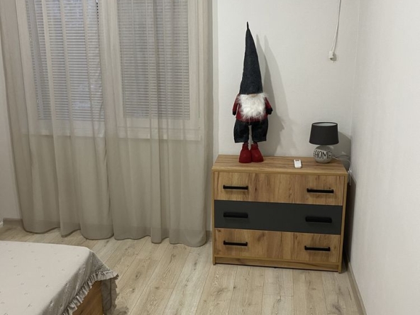 Двустаен апартамент в Плевен, Идеален център - 55 кв.м за 2219 €/кв.м - Снимка #1