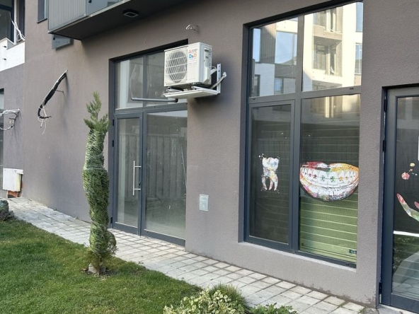 Дава се под наем Магазин в София, Дружба 2 - 50 кв.м за 750 € - Снимка #1