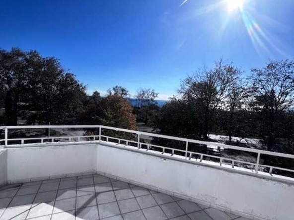 Тристаен апартамент в Варна, Бриз - 170 кв.м за 3524 €/кв.м - Снимка #1