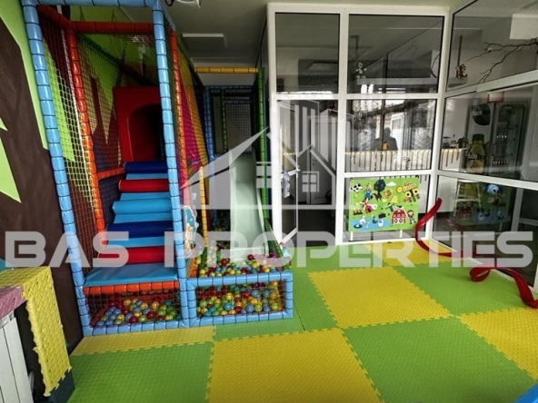 Магазин в София, Надежда 3 - 71 кв.м за 1930 €/кв.м - Снимка #1