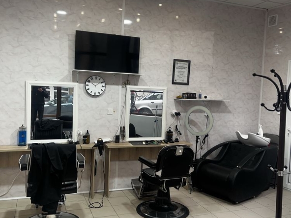 Дава се под наем Магазин в Пловдив, Каменица 1 - 16 кв.м за 612 € - Снимка #1