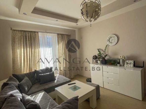 Тристаен апартамент в Пловдив, Изгрев - 86 кв.м за 1038 €/кв.м - Снимка #1