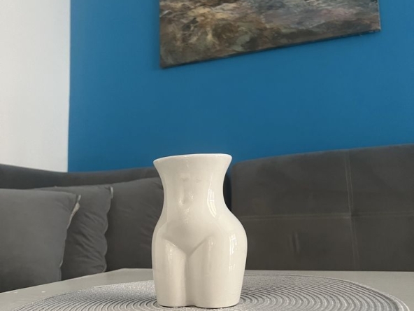 Дава се под наем Двустаен апартамент в Варна, Проект - 70 кв.м за 510 € - Снимка #1