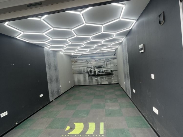 Дава се под наем Гараж / Паркомясто в София, Гео Милев - 25 кв.м за 408 € - Снимка #1