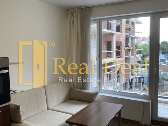 Дава се под наем Едностаен апартамент в София, Център - 30 кв.м за 325 € - Снимка #1