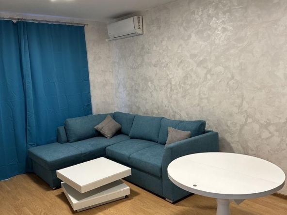 Дава се под наем Двустаен апартамент в София, Света Троица - 58 кв.м за 600 € - Снимка #1