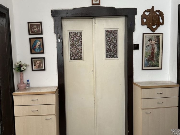 Дава се под наем Многостаен апартамент в Варна, Христо Ботев - 120 кв.м за 255 € - Снимка #1