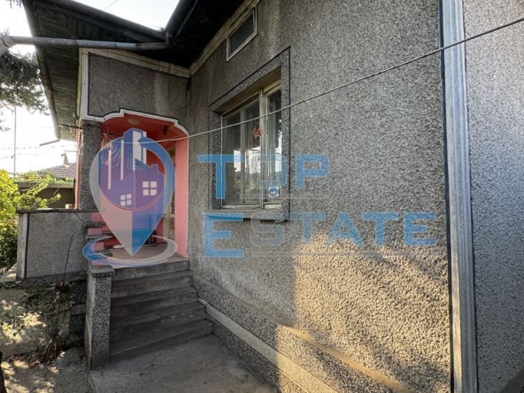 Къща в Горна Оряховица - 100 кв.м за 434 €/кв.м - Снимка #1