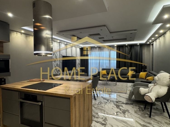 Дава се под наем Тристаен апартамент в Варна, м-т Евксиноград - 180 кв.м за 1275 € - Снимка #1