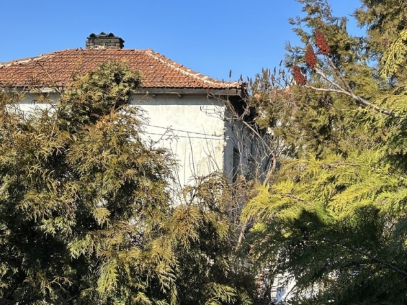 Дава се под наем Къща в София, Орландовци - 60 кв.м за 484.5 € - Снимка #1