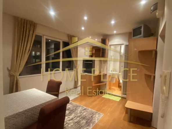 Дава се под наем Двустаен апартамент в Варна, Лятно кино Тракия - 45 кв.м за 306 € - Снимка #1