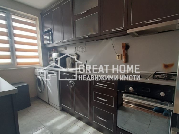 Четиристаен апартамент в Търговище, Център - 103 кв.м за 1457 €/кв.м - Снимка #1