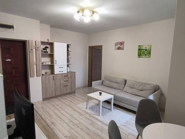 Дава се под наем Двустаен апартамент в Бургас, Зорница - 54 кв.м за 510 € - Снимка #1