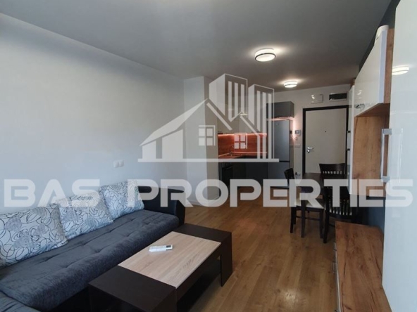 Дава се под наем Двустаен апартамент в София, Кръстова вада - 65 кв.м за 750 € - Снимка #1